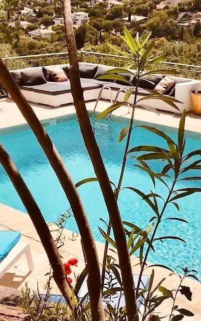 Villa Hirondelles 35 Cavalaire-sur-Mer Bed & Breakfast