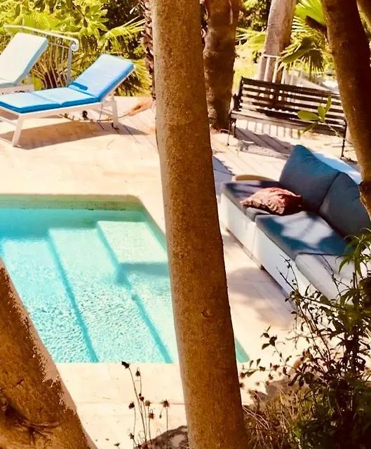 Villa Hirondelles 35 Cavalaire-sur-Mer Bed & Breakfast